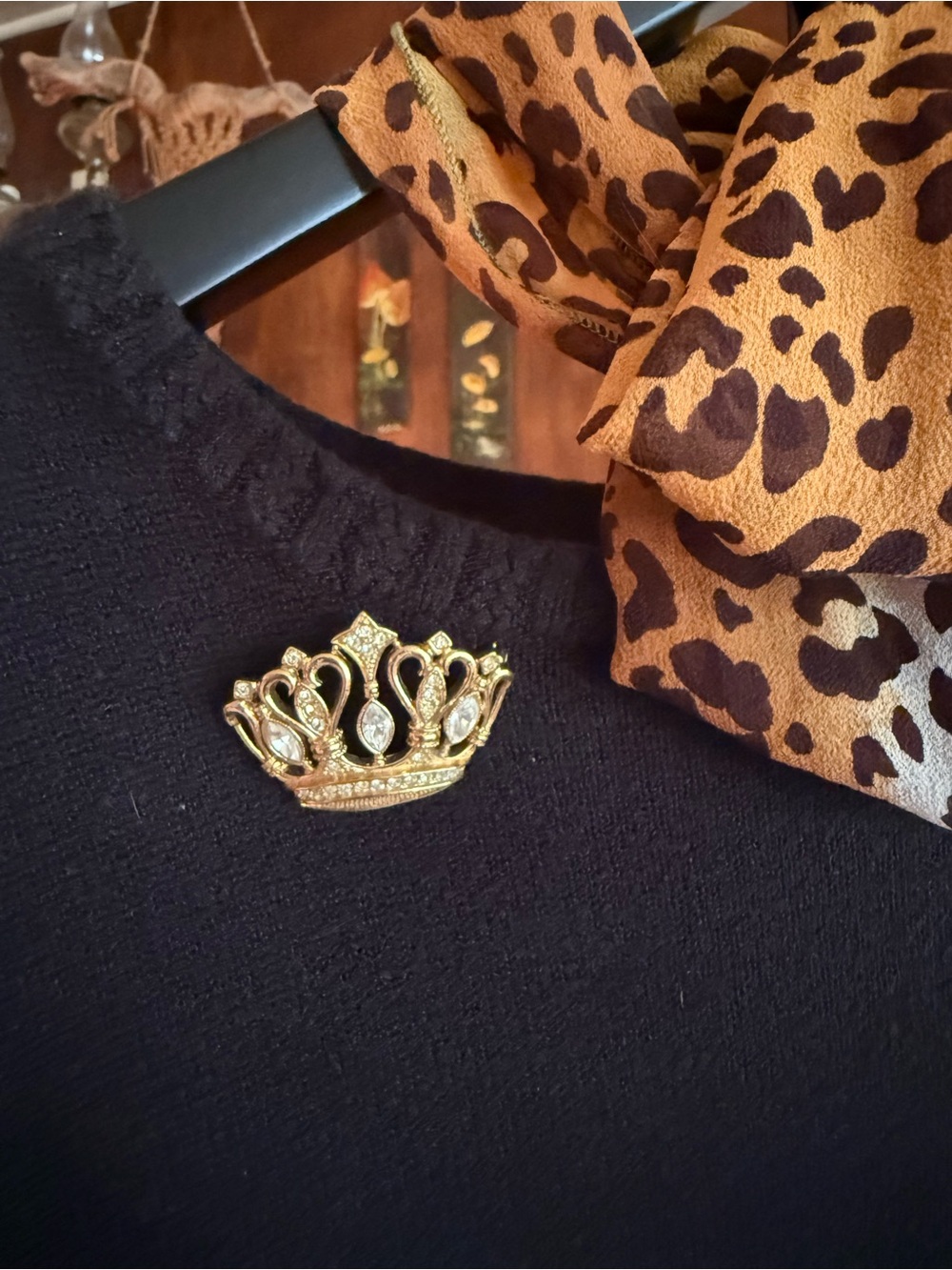 Vintage Avon Rhinestone Crown Brooch Gold Tone Tiara Royalty Pin